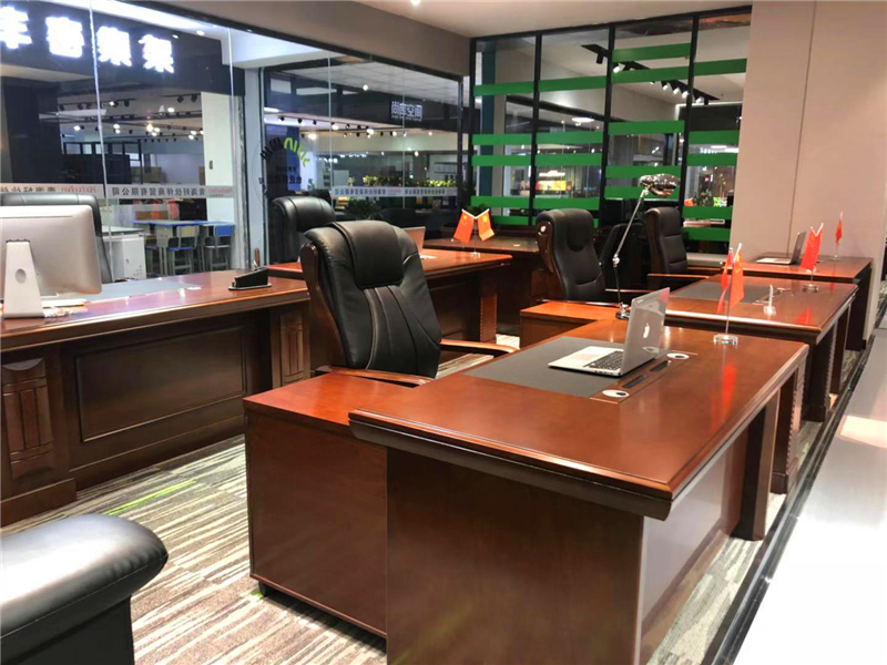 思進(jìn)家具湖南省岳陽(yáng)市專賣店